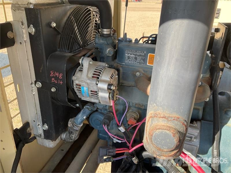 Doosan L8-60HZ-T4F 8 kW Light Tower أبراج خفيفة