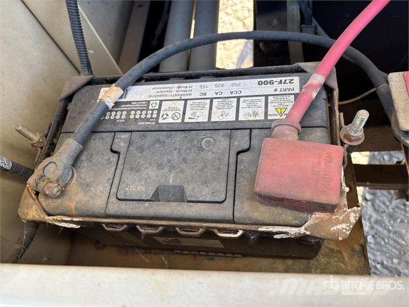 Doosan L8-60HZ-T4F 8 kW Light Tower أبراج خفيفة