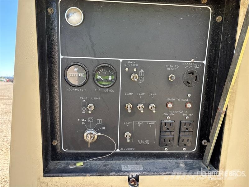 Doosan L8-60HZ-T4F 8 kW Light Tower أبراج خفيفة