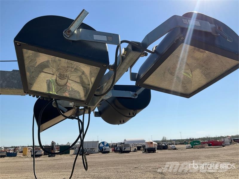 Doosan L8-60HZ-T4F 8 kW Light Tower أبراج خفيفة