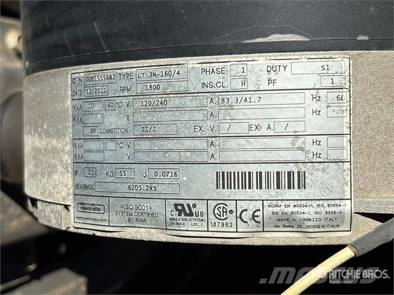 Doosan L8-60HZ-T4F 8 kW Light Tower أبراج خفيفة
