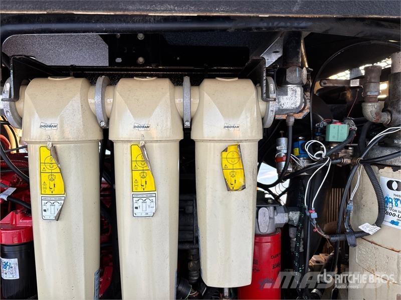 Doosan P425/HP375WCU-EX-T4I Mobile Air Compressor (Inoper Kompressoren