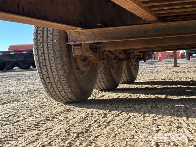  Double A 30 ft Tri/A Gooseneck Equipment Trailer Auto pārvadāšanas treileri