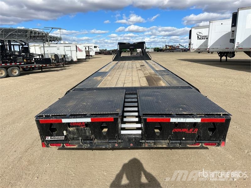 Double A GHB218-32 32 ft Tri/A Gooseneck Equipment Vehicle transport trailers