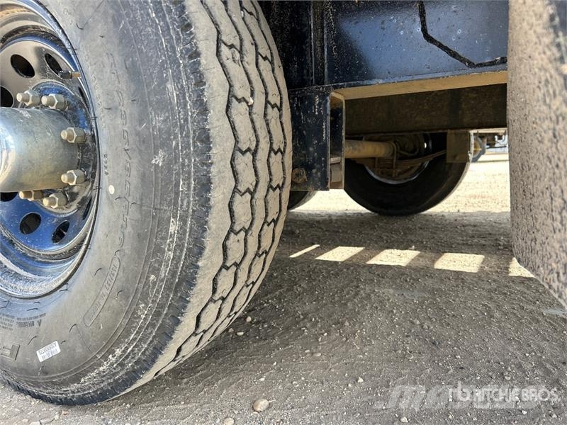 Double A GHB218-32 32 ft Tri/A Gooseneck Equipment Vehicle transport trailers