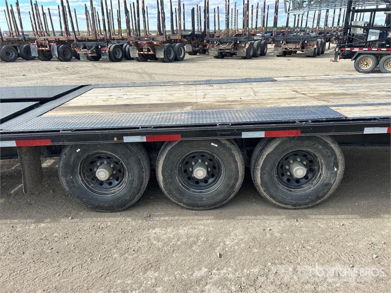 Double A GHB218-32 32 ft Tri/A Gooseneck Equipment Vehicle transport trailers