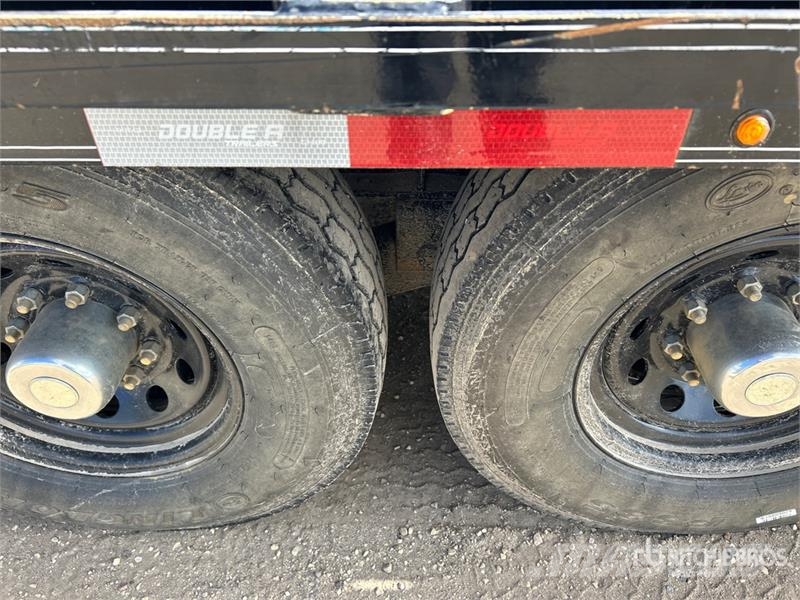 Double A GHB218-32 32 ft Tri/A Gooseneck Equipment Vehicle transport trailers
