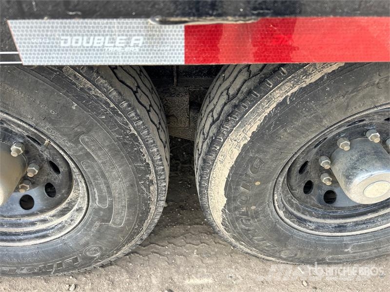 Double A GHB218-32 32 ft Tri/A Gooseneck Equipment Vehicle transport trailers