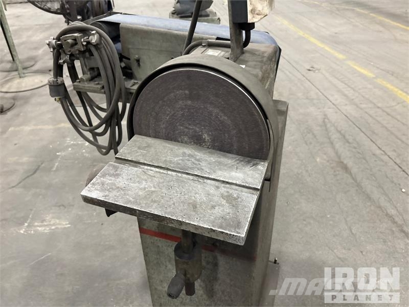Doucet R-12-60 Electric Belt/Disc Grinder Utilaje construcții - Altele