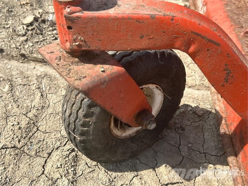Douglas 5 ft 3-Point Hitch Finishing Mower Kosilice i trimeri za grube terene