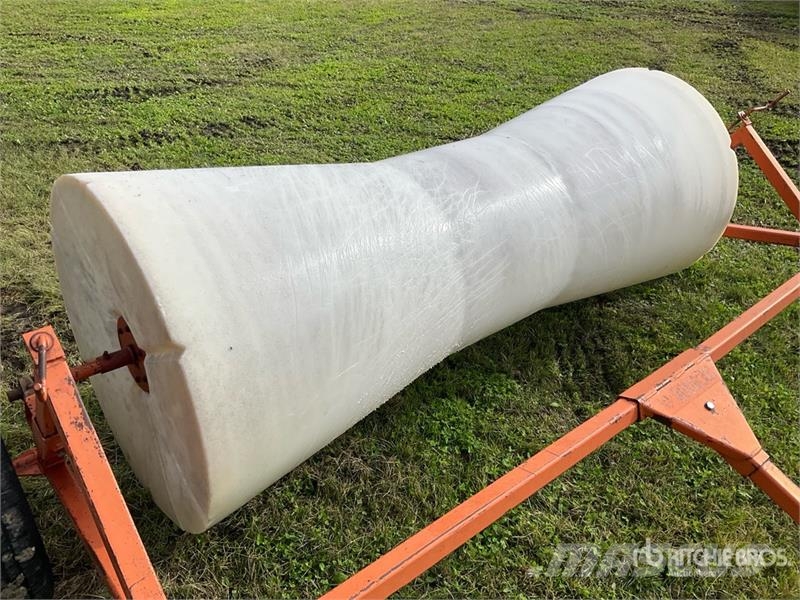 Douglas 7 ft 6 in Poly Swath Roller Прибиральні комбайни