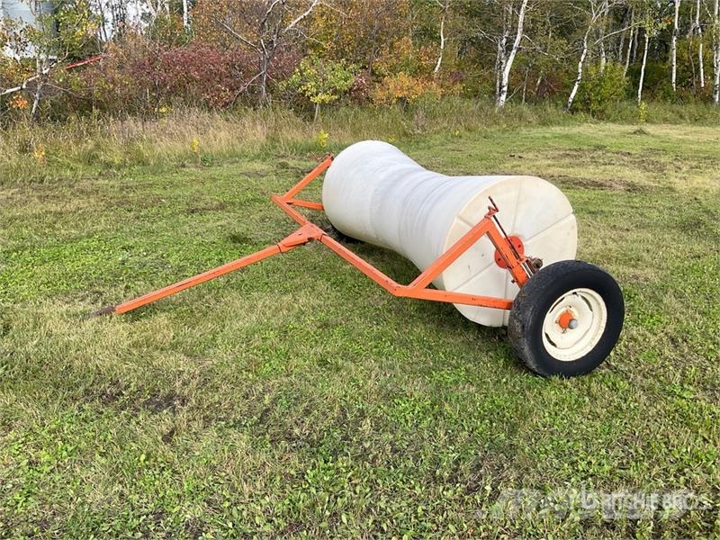 Douglas 7 ft 6 in Poly Swath Roller Прибиральні комбайни