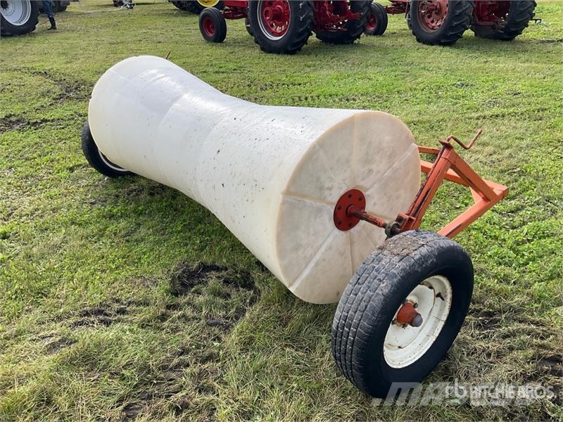 Douglas 7 ft 6 in Poly Swath Roller Прибиральні комбайни