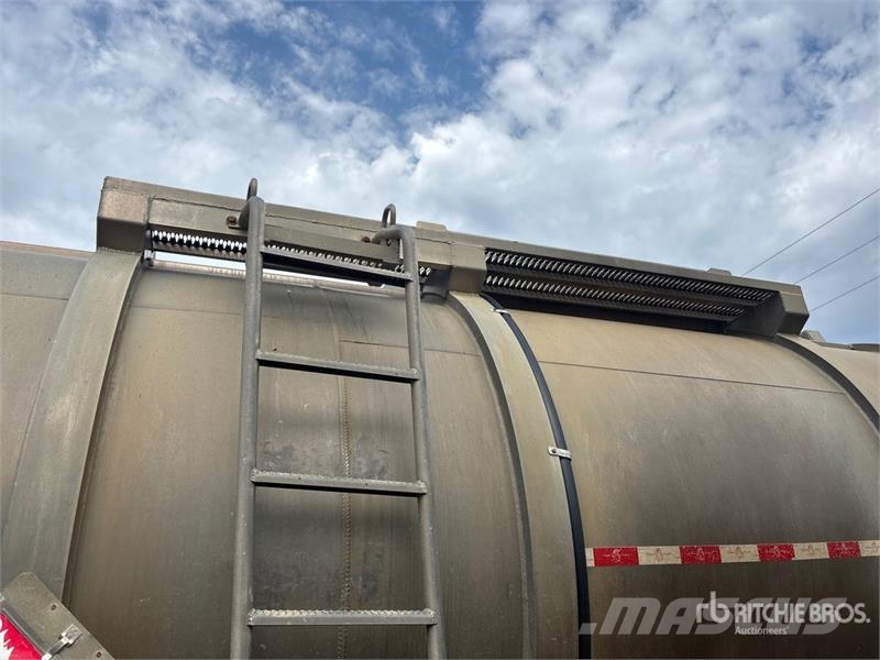 Dragon 42000 L Tri/A Tanker Trailer مقطورات ذات صهاريج