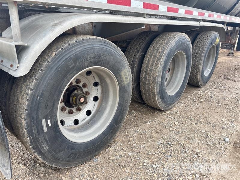 Dragon 42000 L Tri/A Tanker Trailer مقطورات ذات صهاريج
