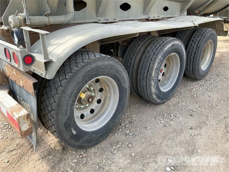 Dragon 42000 L Tri/A Tanker Trailer مقطورات ذات صهاريج