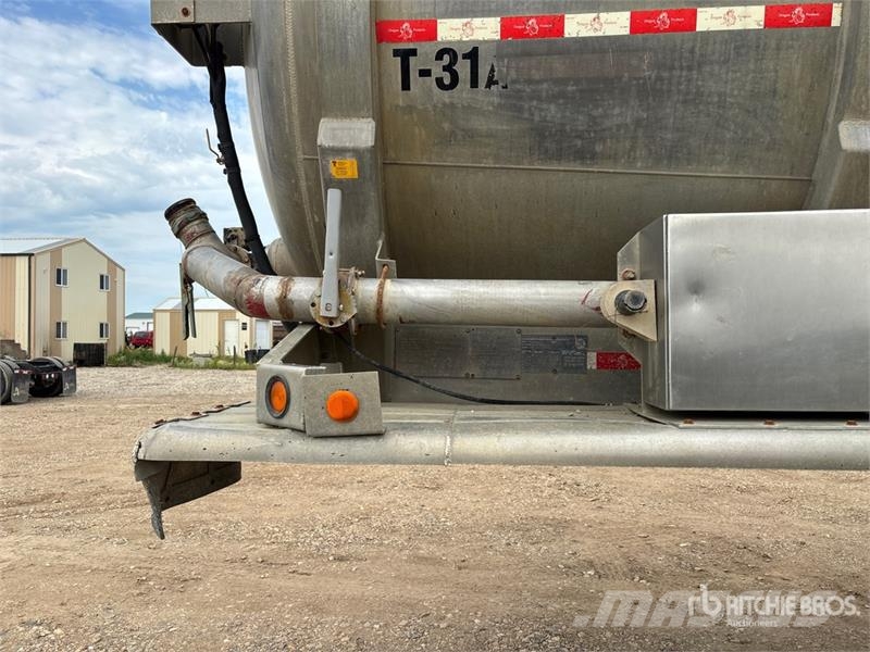 Dragon 42000 L Tri/A Tanker Trailer مقطورات ذات صهاريج