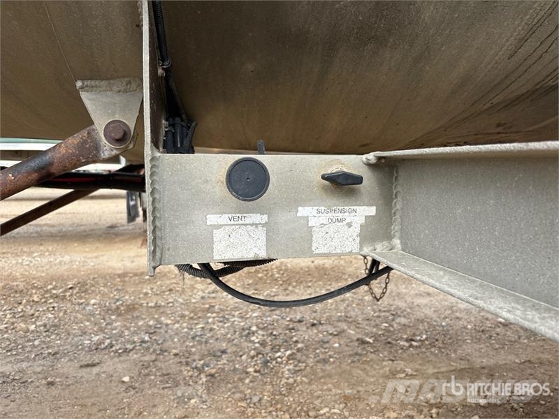 Dragon 42000 L Tri/A Tanker Trailer مقطورات ذات صهاريج