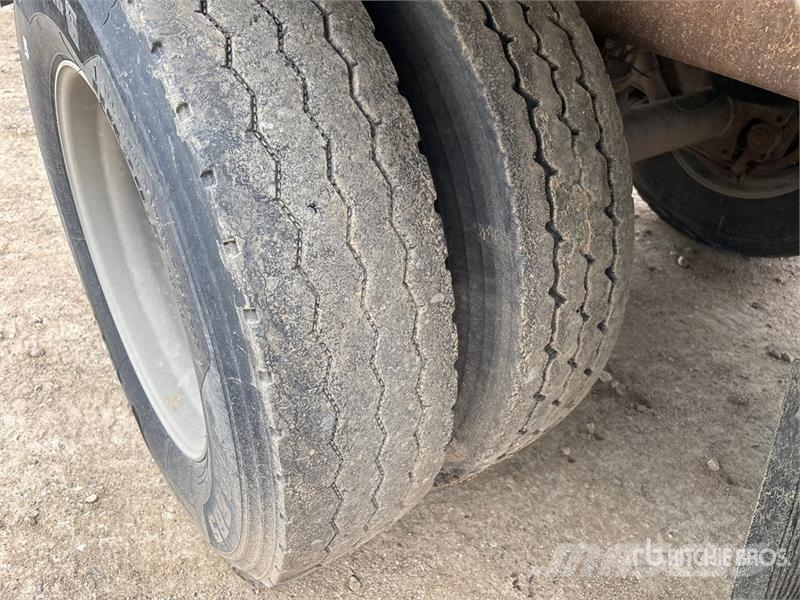 Dragon 42000 L Tri/A Tanker Trailer مقطورات ذات صهاريج