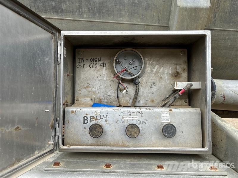 Dragon 42000 L Tri/A Tanker Trailer مقطورات ذات صهاريج