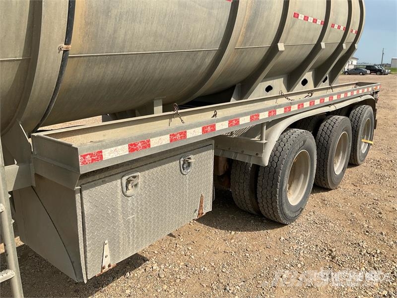 Dragon 42000 L Tri/A Tanker Trailer مقطورات ذات صهاريج