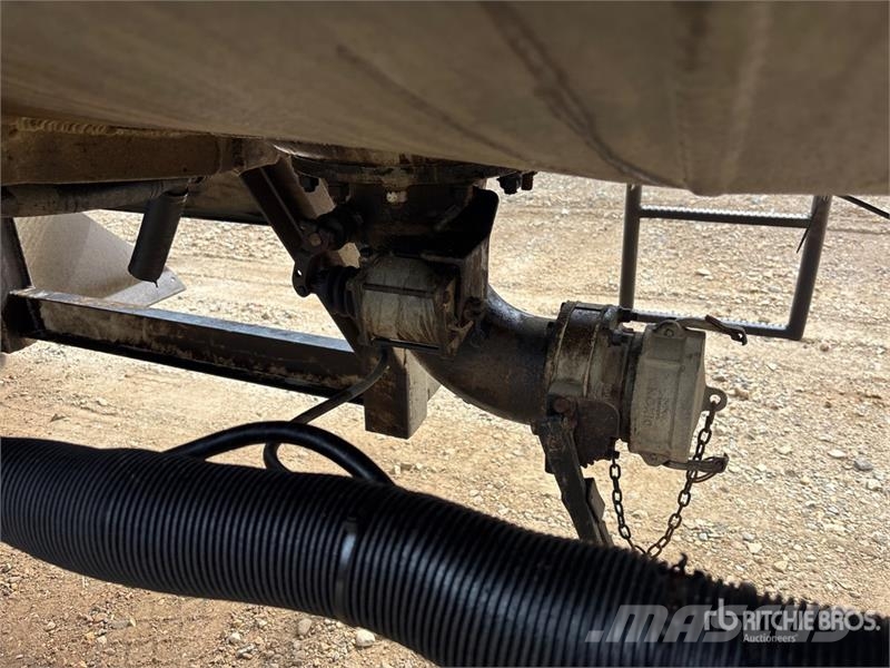 Dragon 42000 L Tri/A Tanker Trailer مقطورات ذات صهاريج