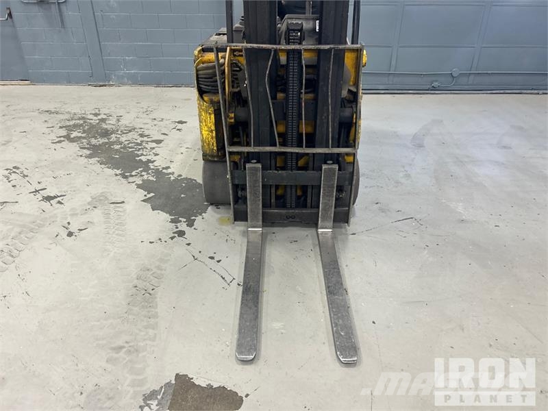 Drexel SLT30 3000 lb Electric Forklift (Inoperable) Sähkötrukit