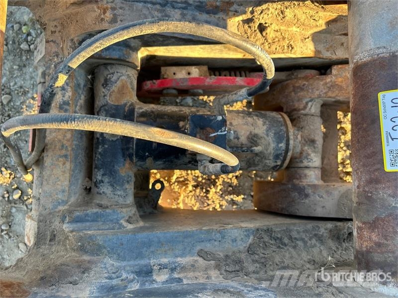 Dromone Pin Grabber Excavator Coupler - Fits 300 Series موصلات سريعة