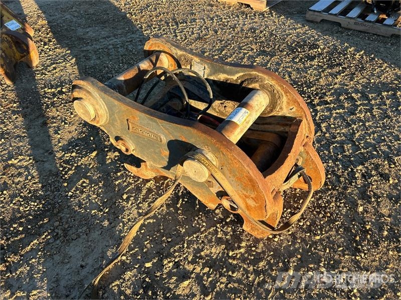 Dromone Pin Grabber Excavator Coupler - Fits 300 Series موصلات سريعة