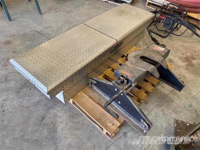 DSP Fifth Wheel Hitch Drugi deli