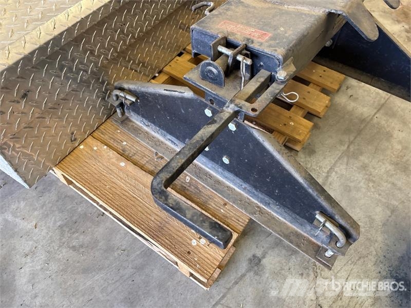 DSP Fifth Wheel Hitch Drugi deli
