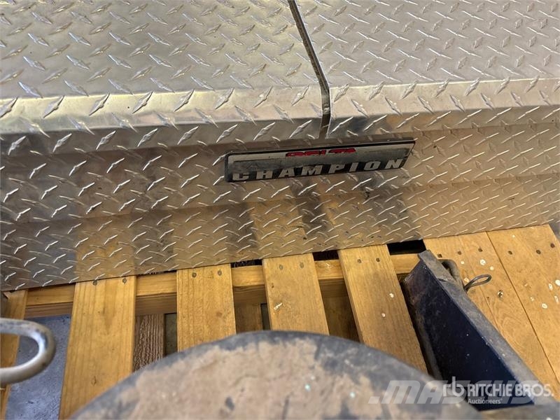 DSP Fifth Wheel Hitch Drugi deli