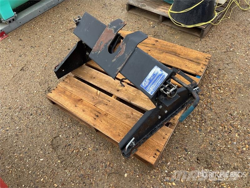 DSP Fifth Wheel Hitch Kiti naudoti statybos komponentai