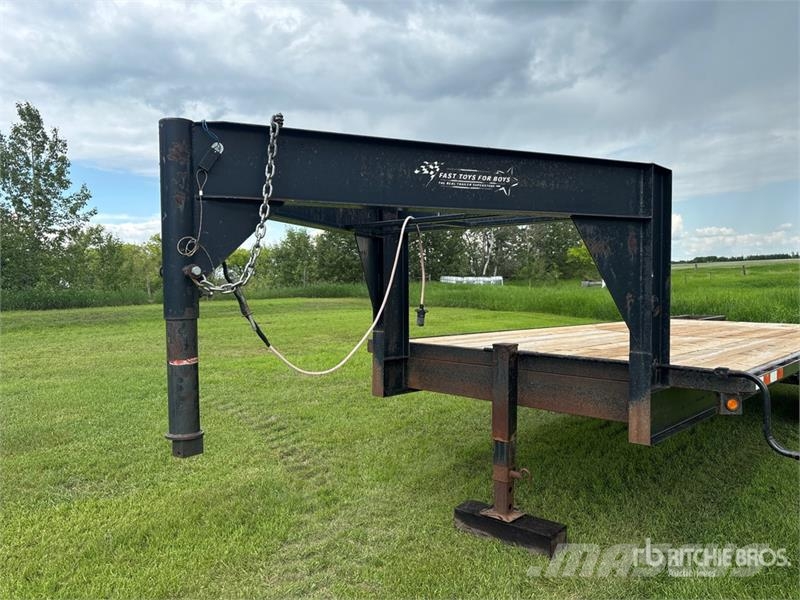  Dumonceau 24 ft T/A Gooseneck Equipment Trailer Remolques para transporte de vehículos