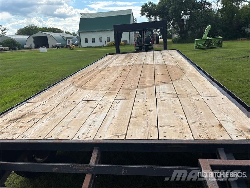  Dumonceau 24 ft T/A Gooseneck Equipment Trailer Remolques para transporte de vehículos