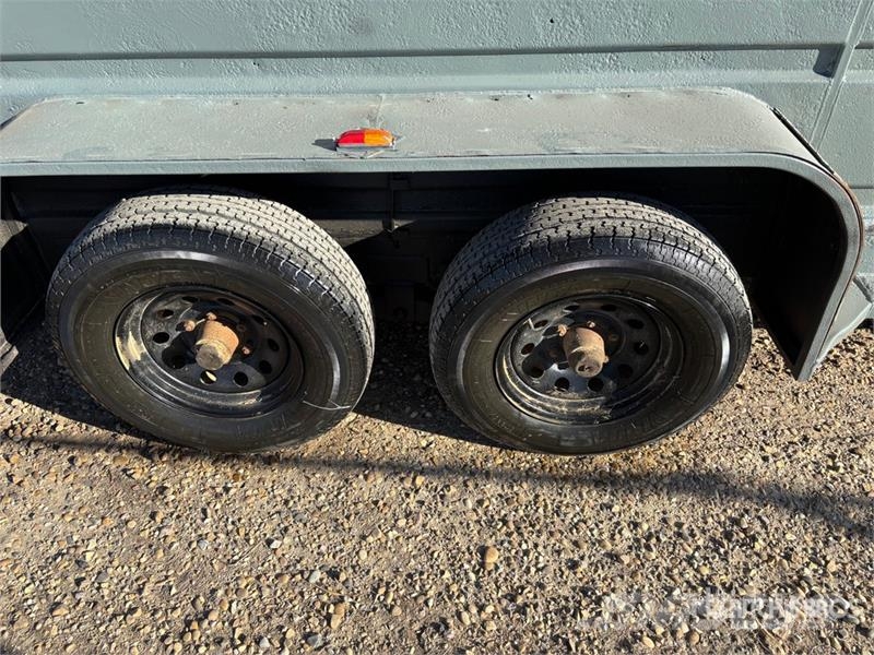 Duncan 16 ft T/A Gooseneck Livestock Trailer Dyretransport tilhenger