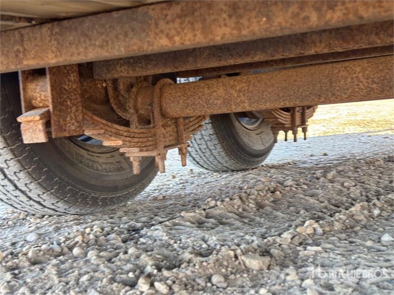 Duncan 16 ft T/A Gooseneck Livestock Trailer Dyretransport tilhenger