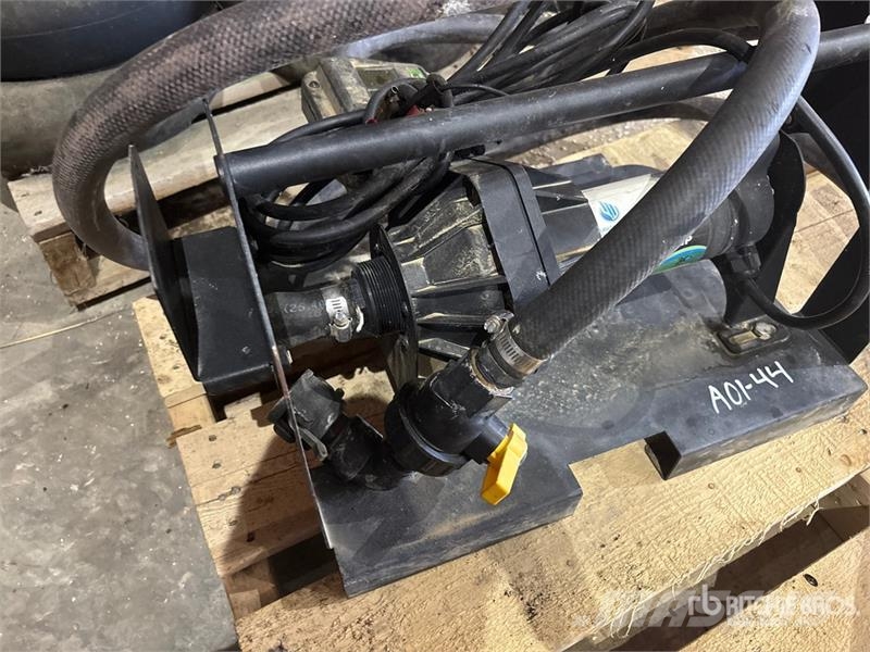 Dura-Pump 1.5 in Chemical Pump ポンプとミキサー