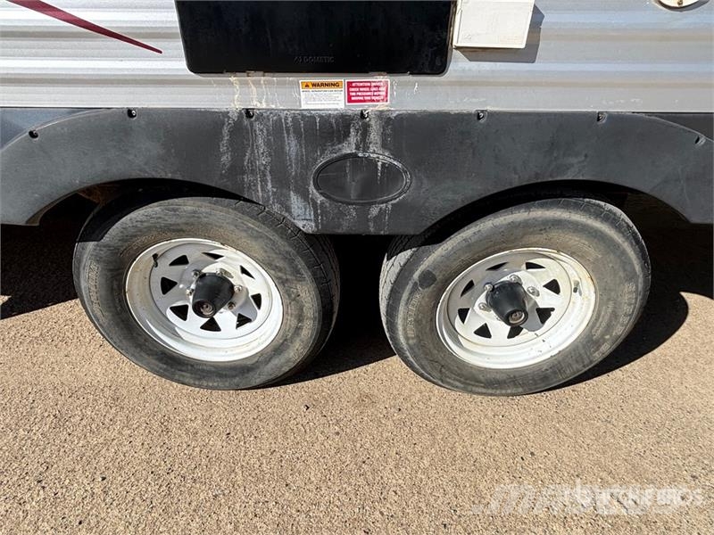  Dutchmen Island Trail 34 ft T/A Travel Trailer Інші причепи