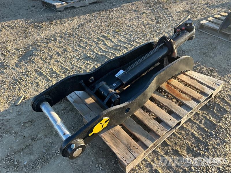 Dynamic 42 in Hydraulic Excavator Thumb - Fits 150/200 دلاء