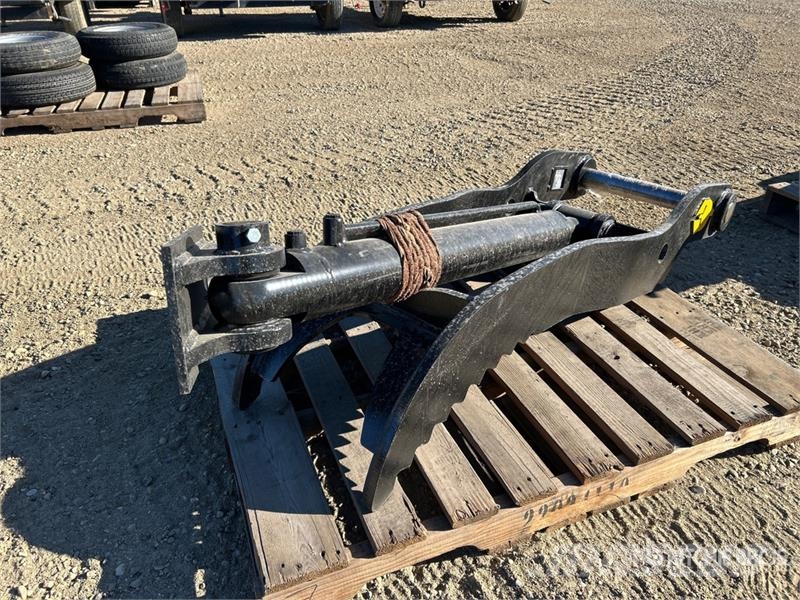 Dynamic Entities 120CL 16 in Excavator Thumb - Fits 65mm C Skovle
