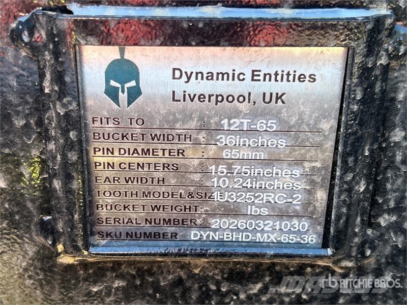 Dynamic Entities 120CL 36 in Excavator Bucket - Fits 65mm Skovle