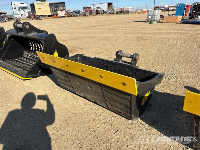 Dynamic Entities 120CL 60 in Tilting Excavator Bucket - Fi Skovle