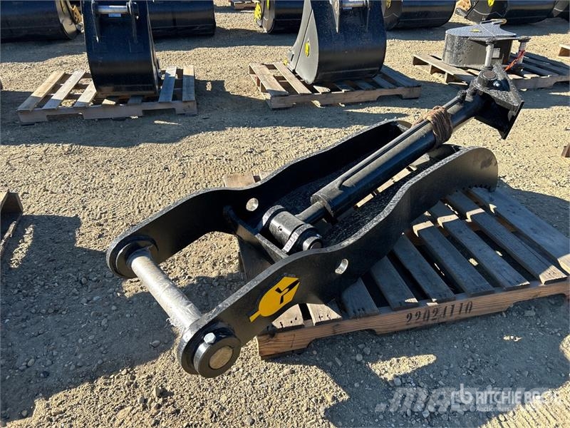 Dynamic Entities 120CL 16 in Excavator Thumb - Fits 65mm C Skovle
