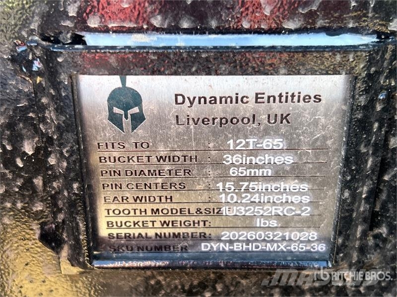 Dynamic Entities 120CL 36 in Excavator Bucket - Fits 65mm Skovle