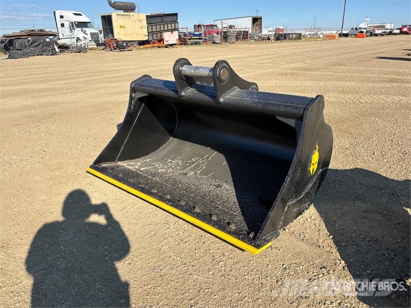 Dynamic Entities 200CL 72 in Cleanup Excavator Bucket - Fi Skovle