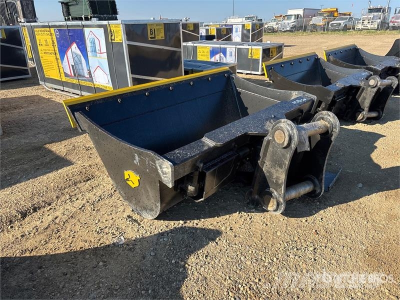 Dynamic Entities 200CL 72 in Tilting Excavator Bucket - Fi Skovle