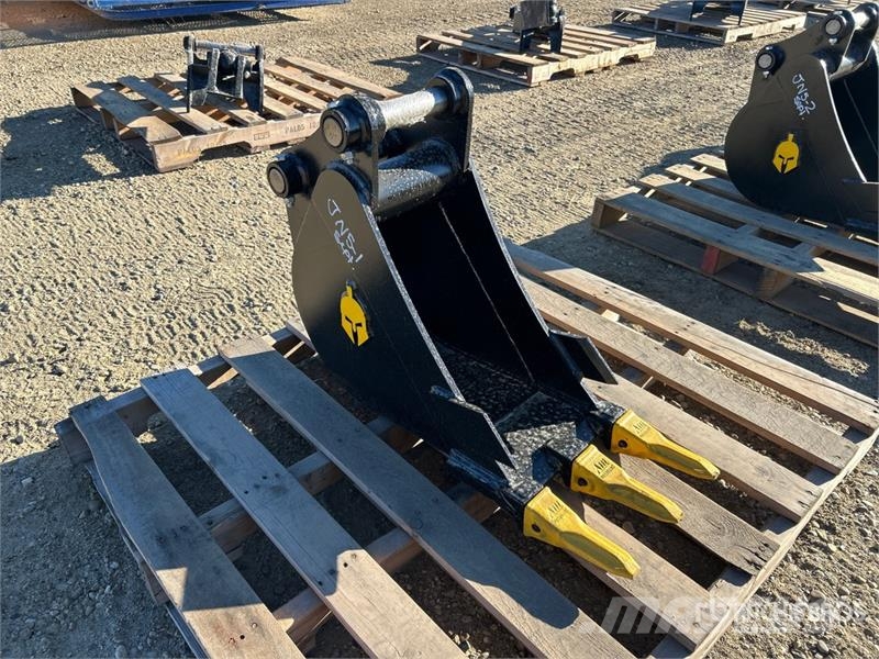 Dynamic Entities 35CL 12 in Q/C Excavator Bucket - Fits Ca Skovle