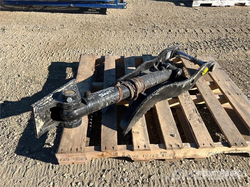 Dynamic Entities 50CL 10 in Excavator Thumb - Fits 45mm Ca Skovle
