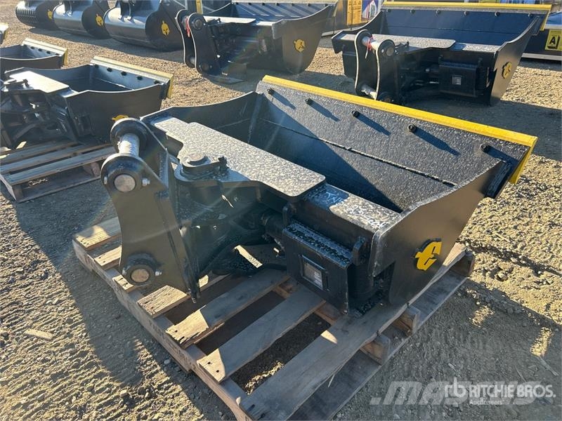 Dynamic Entities 80CL 48 in Excavator Bucket - Fits 50mm C Skovle